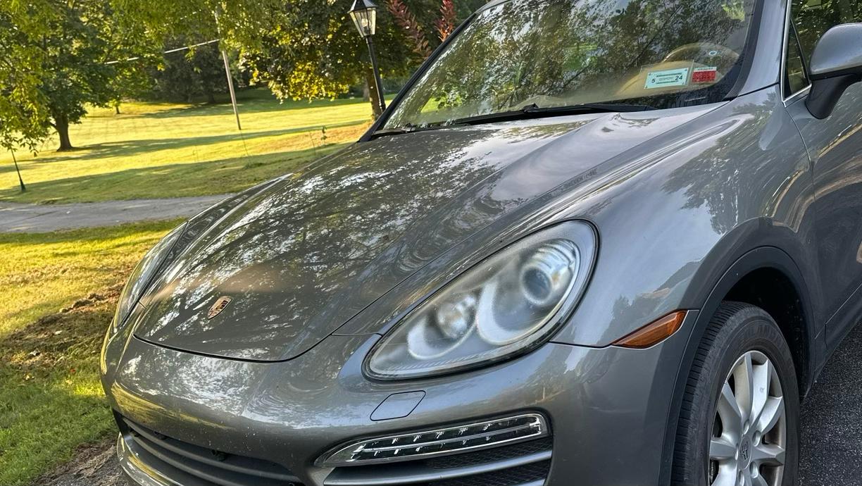 Porsche Cayenne 2014 in Pittsford, NY