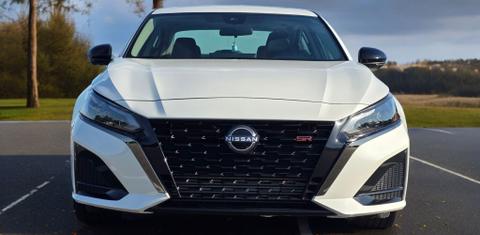 Nissan Altima 2024