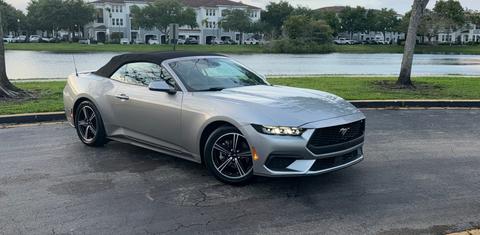 Ford Mustang 2024