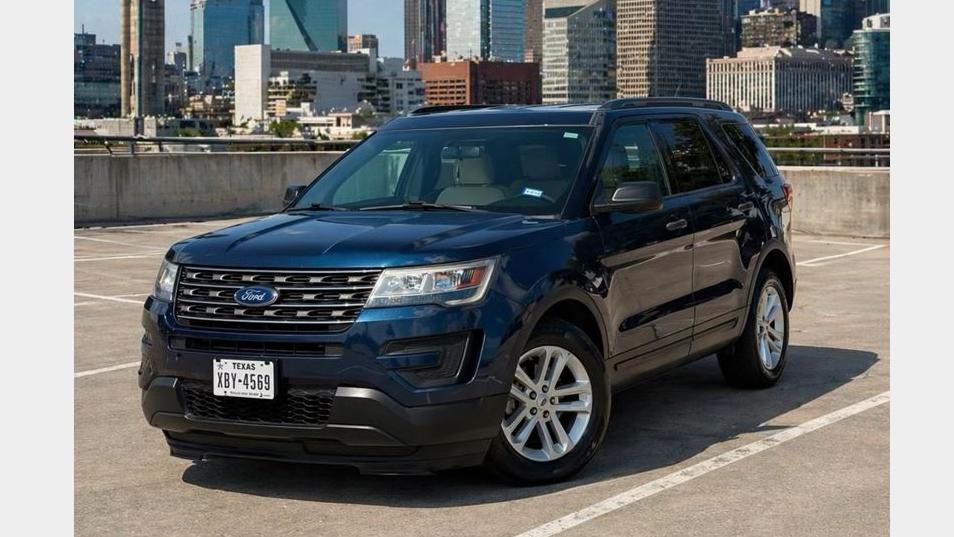 Ford Explorer 2017 in Carrollton, TX