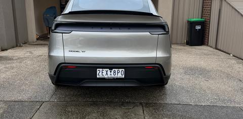Tesla MODEL Y 2026