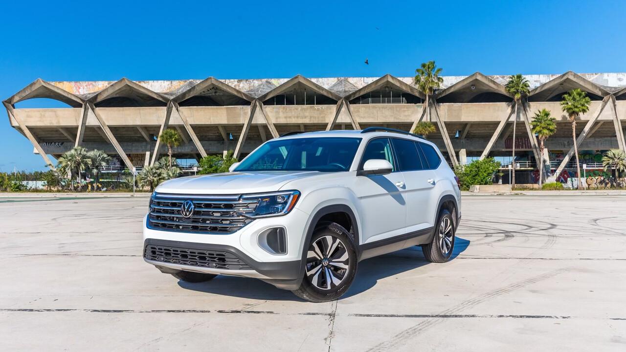 Volkswagen Atlas 2024 in Miami, FL