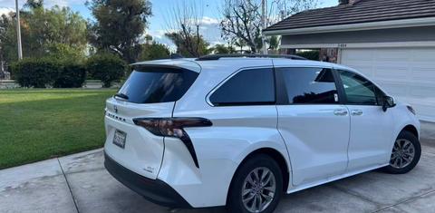 Toyota Sienna 2024