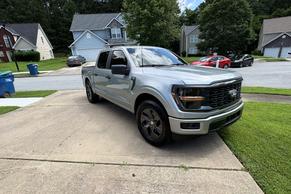 Ford F-150 2025 in College Park