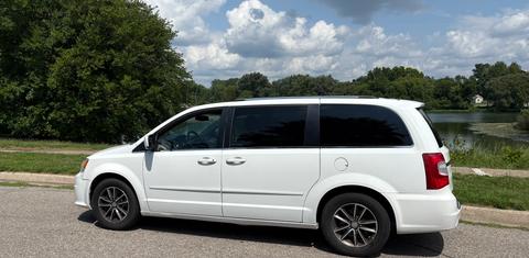 Dodge Grand Caravan 2017