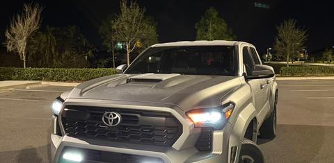 Toyota Tacoma 2024