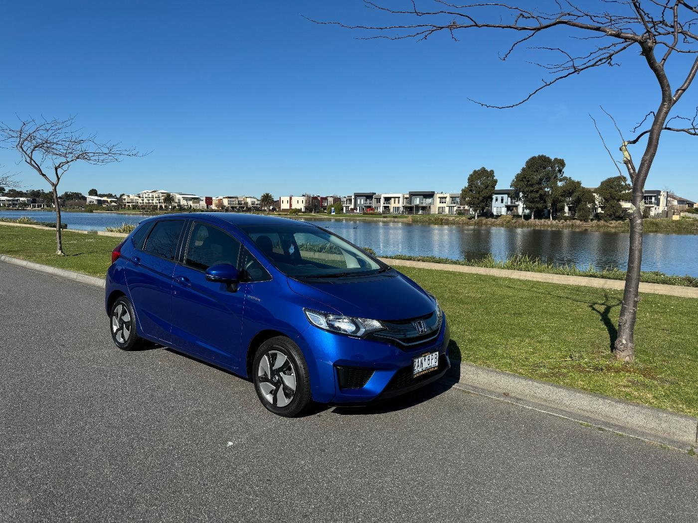 Honda Fit Hybrid 2014 à Box Hill