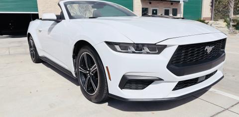 Ford Mustang 2024