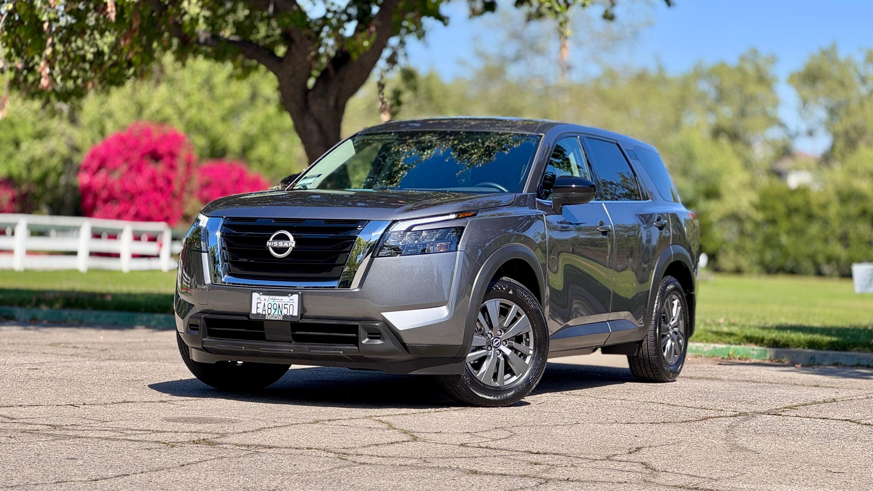 Nissan Pathfinder 2025 in Los Angeles, CA