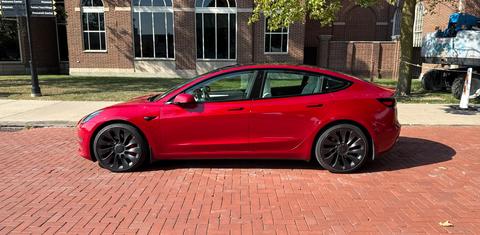 Tesla Model 3 2022