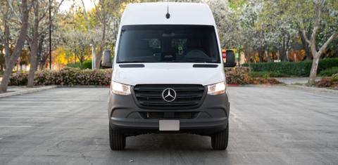 Mercedes-Benz Sprinter 2025