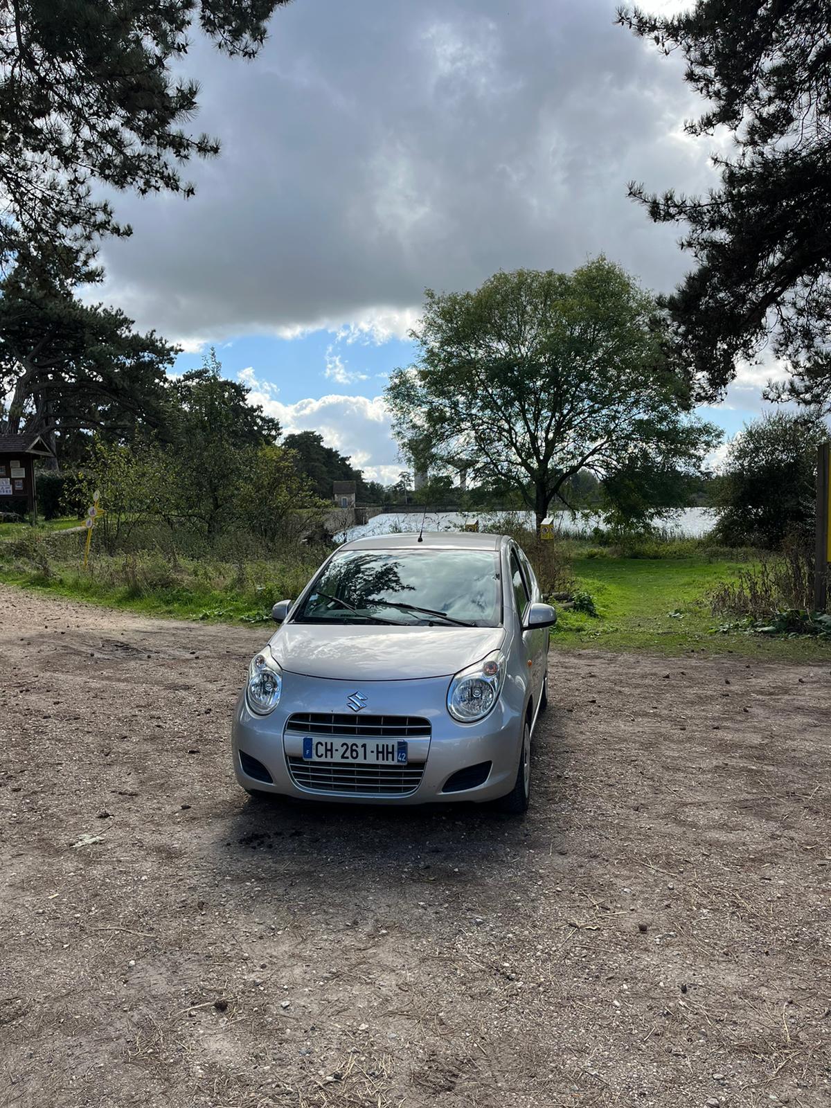 Suzuki ALTO 2012 à Versailles