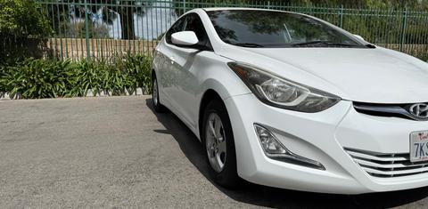 Hyundai Elantra 2015