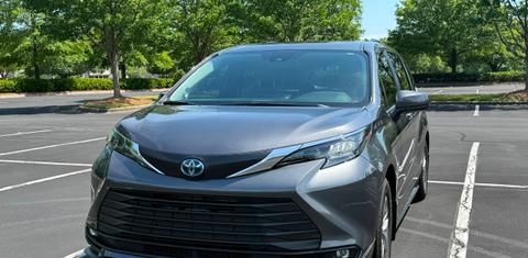 Toyota Sienna 2025