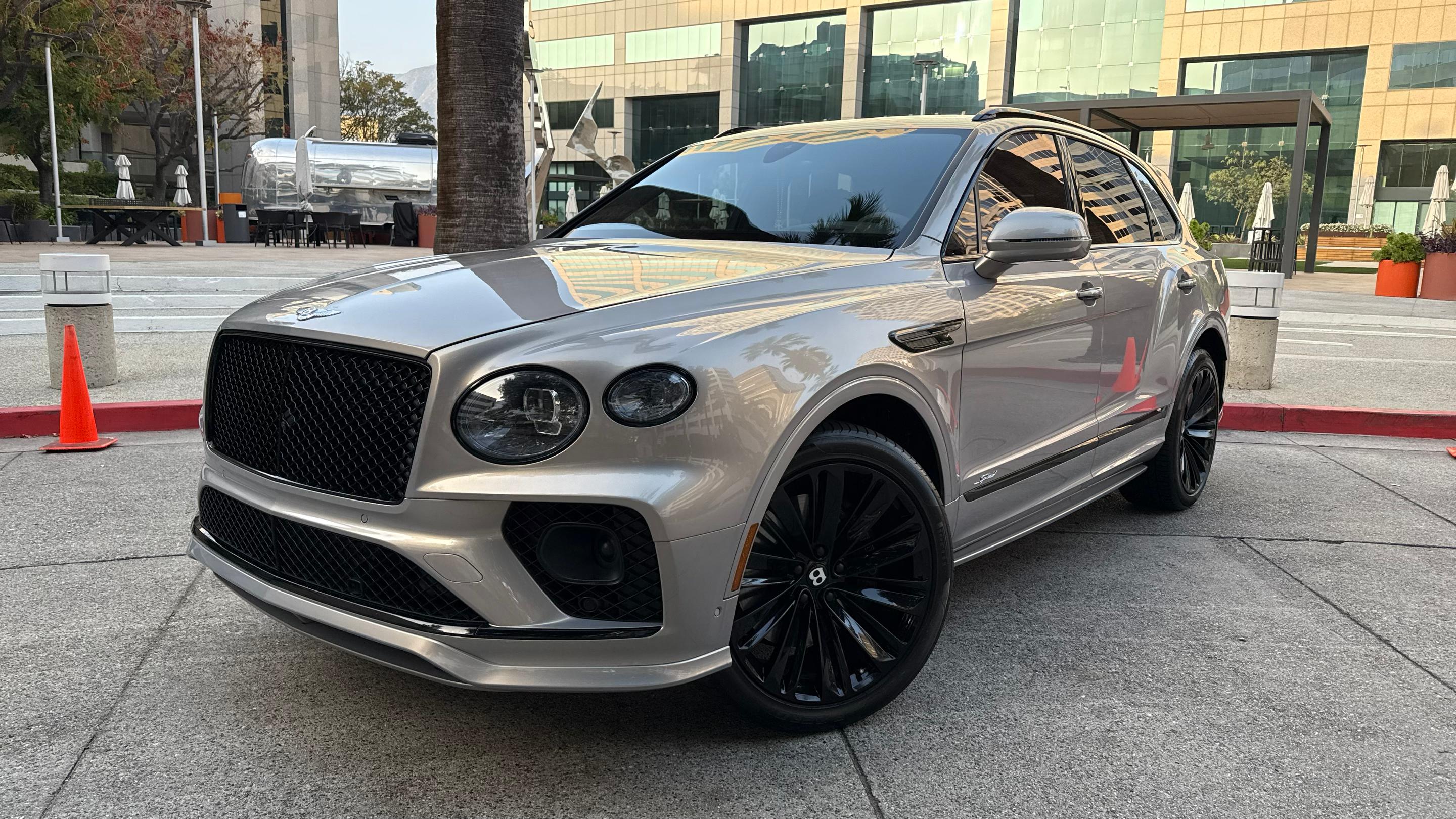 Bentley Bentayga 2021 in Glendale, CA