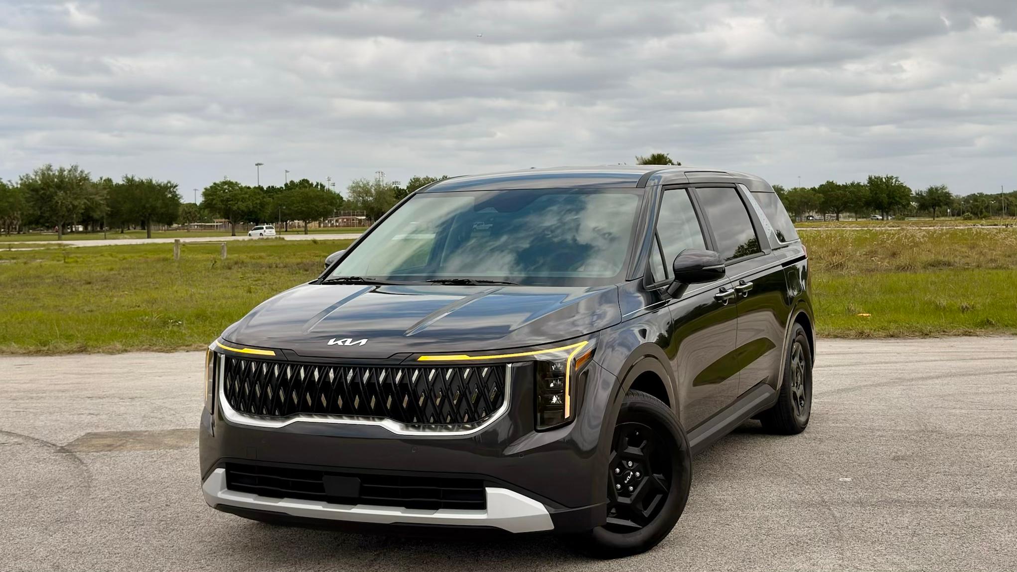 Kia Carnival 2026 in Orlando, FL