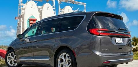 Chrysler Pacifica 2022