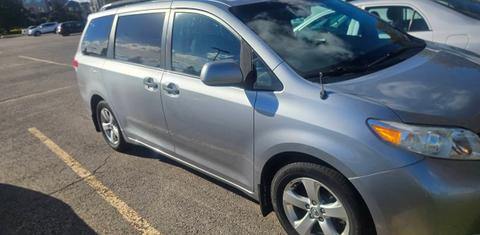 Toyota Sienna 2014