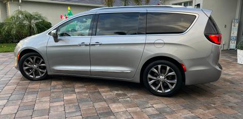 Chrysler Pacifica 2019