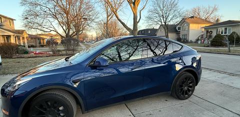 Tesla Model Y 2023