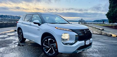 Mitsubishi Outlander Plug-In Hybrid 2025