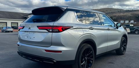 Mitsubishi Outlander 2022