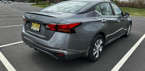 Nissan Altima 2023