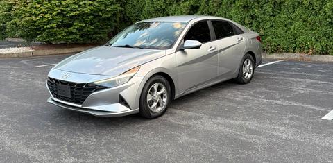 Hyundai Elantra 2021