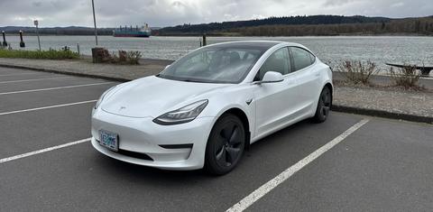 Tesla Model 3 2020