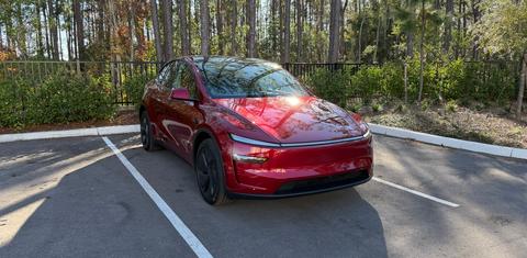 Tesla Model Y 2026