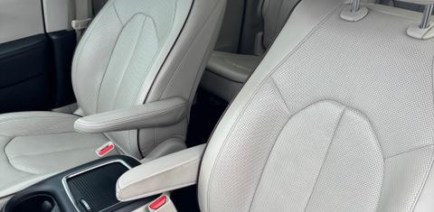 Chrysler Pacifica 2017