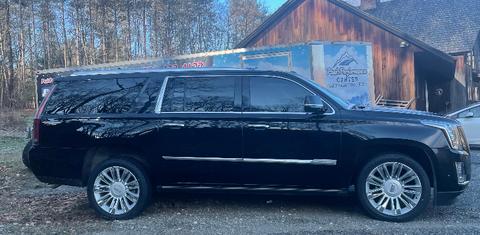 Cadillac Escalade ESV 2017