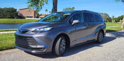 Toyota Sienna 2023