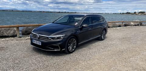 Volkswagen PASSAT 2019