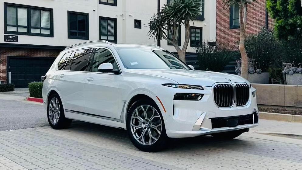 BMW X7 2024 in 