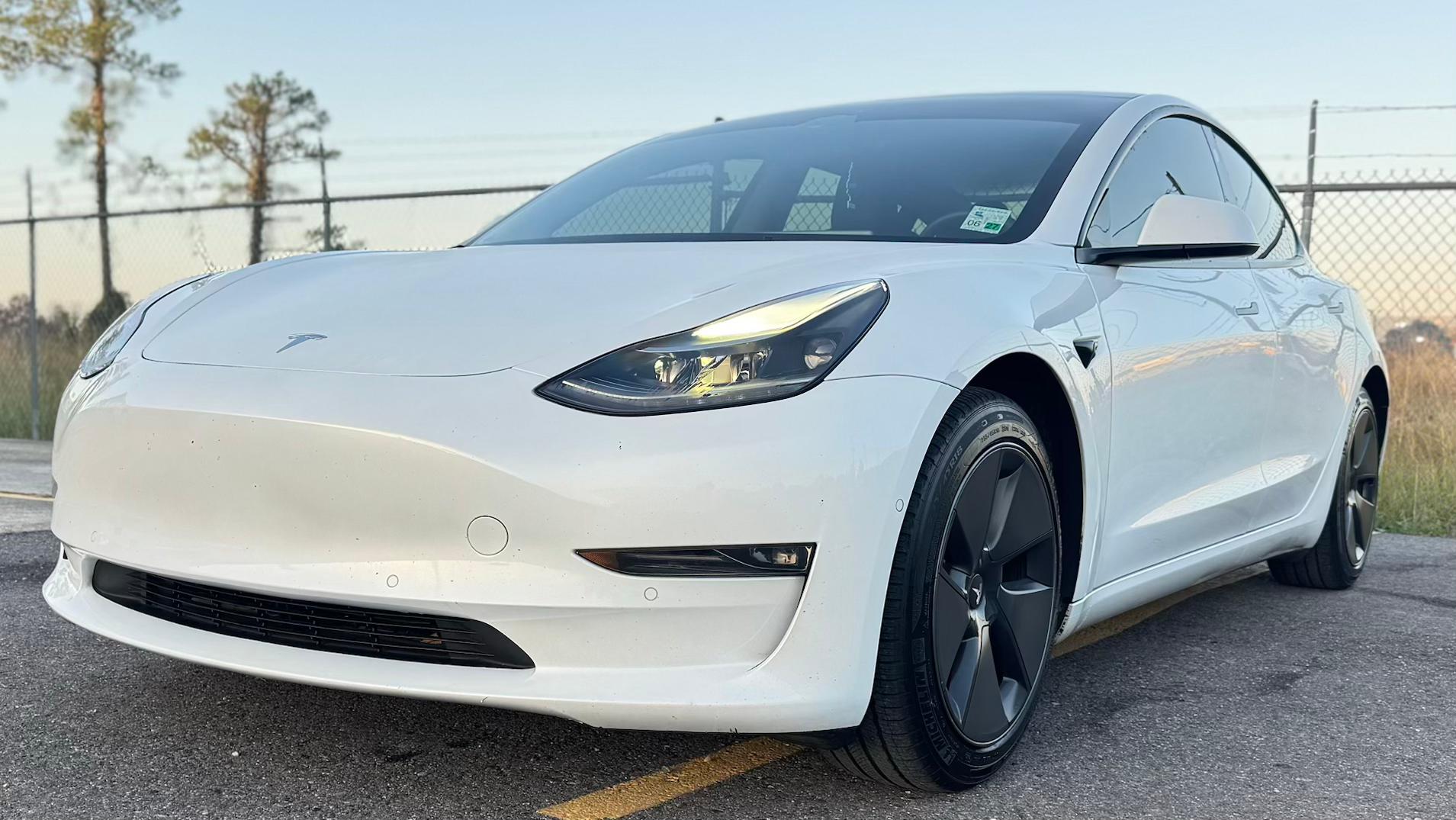 Tesla Model 3 2022 in Denham Springs, LA