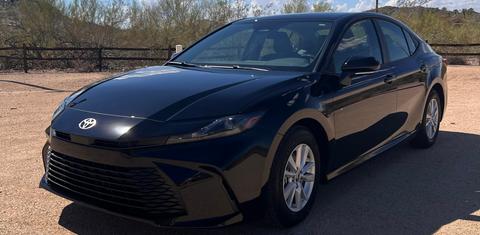 Toyota Camry Hybrid 2025