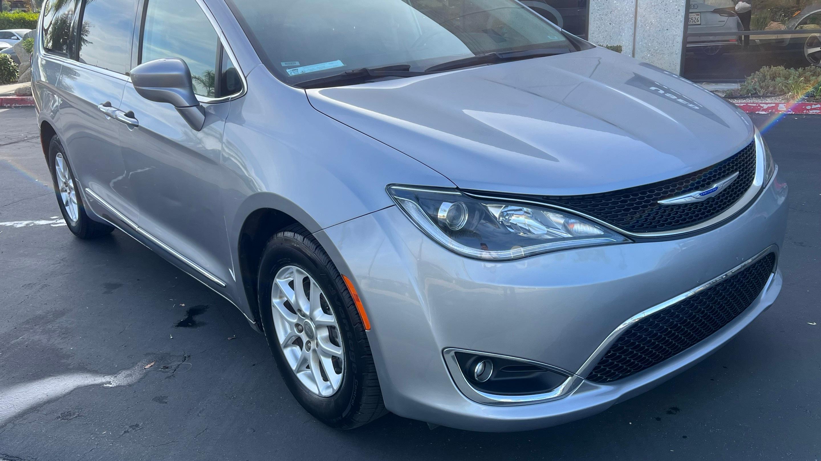 Chrysler Pacifica 2020 in 