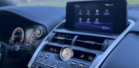Lexus NX 2021