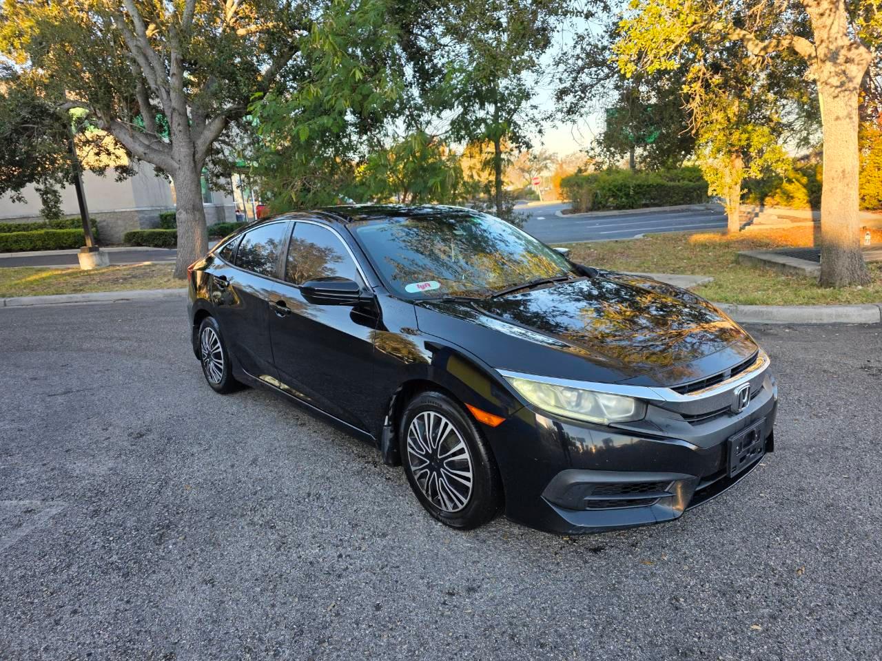 Honda Civic 2016 in Cleveland, TX