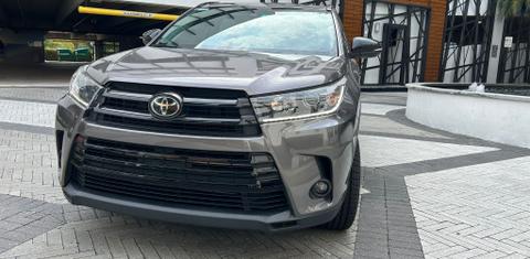 Toyota Highlander 2019