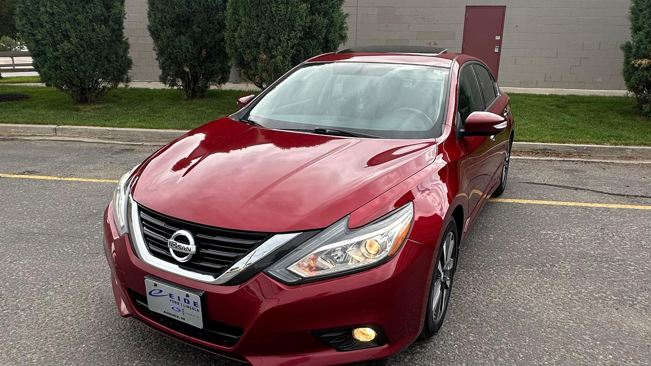 Nissan Altima 2017 in Bismarck, ND