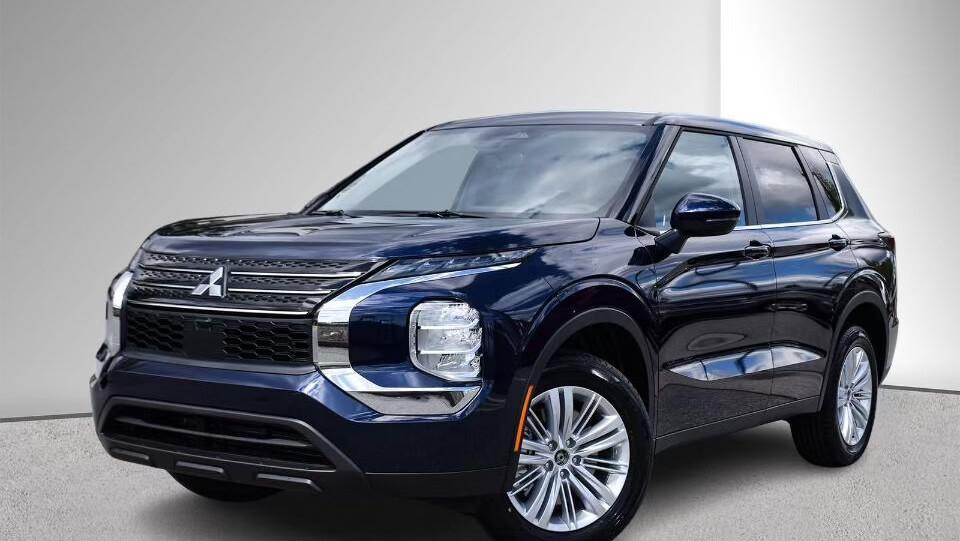 Mitsubishi Outlander 2024 à 