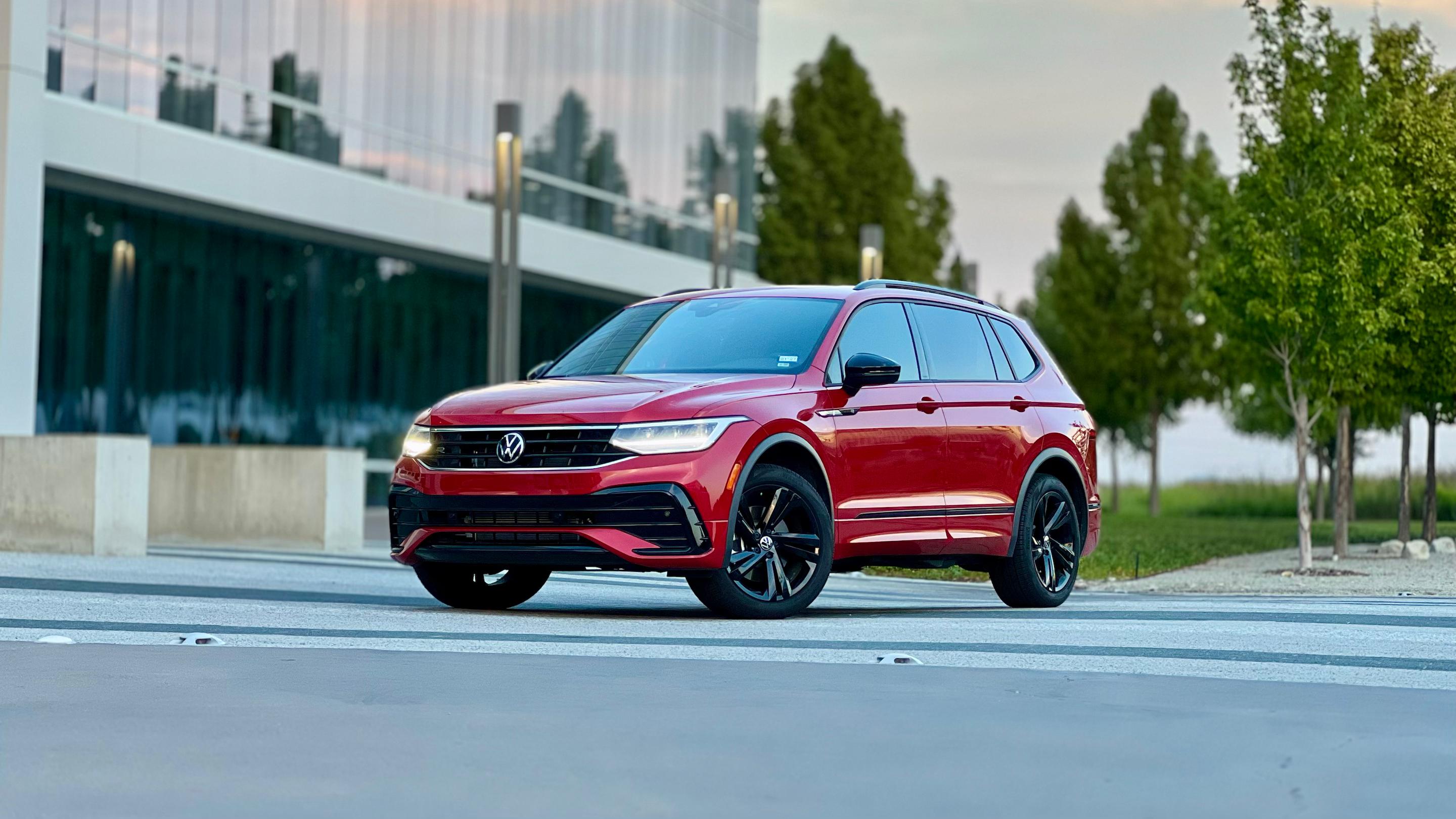 Volkswagen Tiguan 2024 in Irving, TX