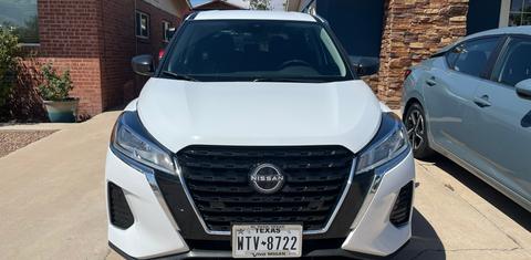 Nissan Kicks Play 2025