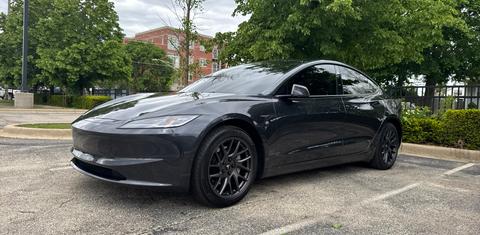 Tesla Model 3 2024