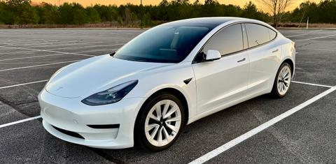 Tesla Model 3 2022