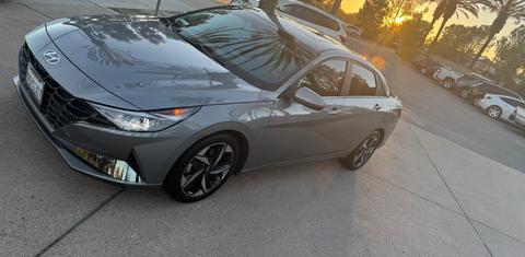 Hyundai Elantra 2023