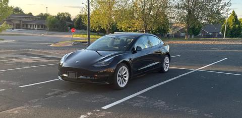 Tesla Model 3 2022