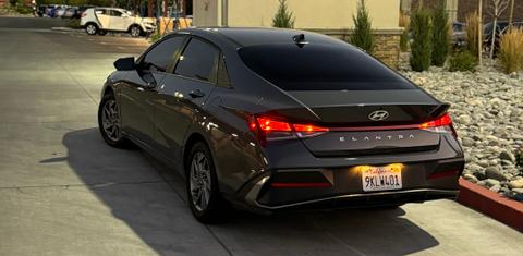 Hyundai Elantra 2024